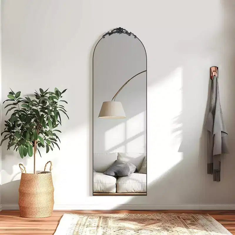 Specchio Tradizionale a Figura Intera con Cornice in Legno e Arco Rettangolare