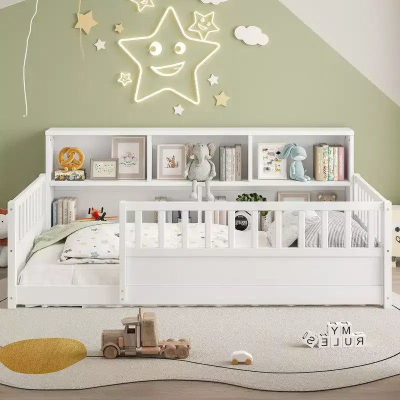 Letto a pavimento moderno Pinewood Guardrail con contenitore laterale
