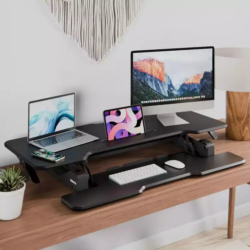 Convertitore da Scrivania Grande con Piano da 47", Nero